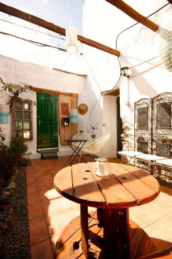 Casa Valle De Palmeras Haria Exterior photo